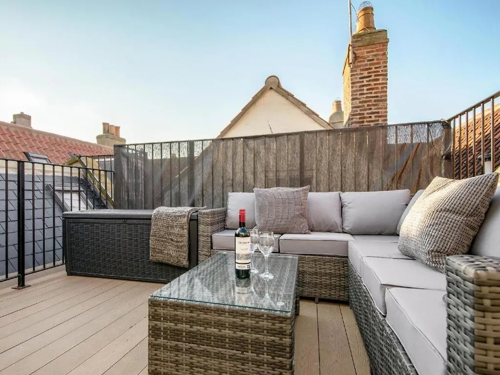 89A Church Street - Luxury One Bed Apartment With Roof Terrace Whitby 0*,  Storbritannien